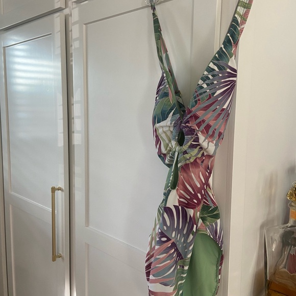 Bleu Rod Beattie Multi-Color Leaf Swimsuit Size 10 - Picture 3 of 6